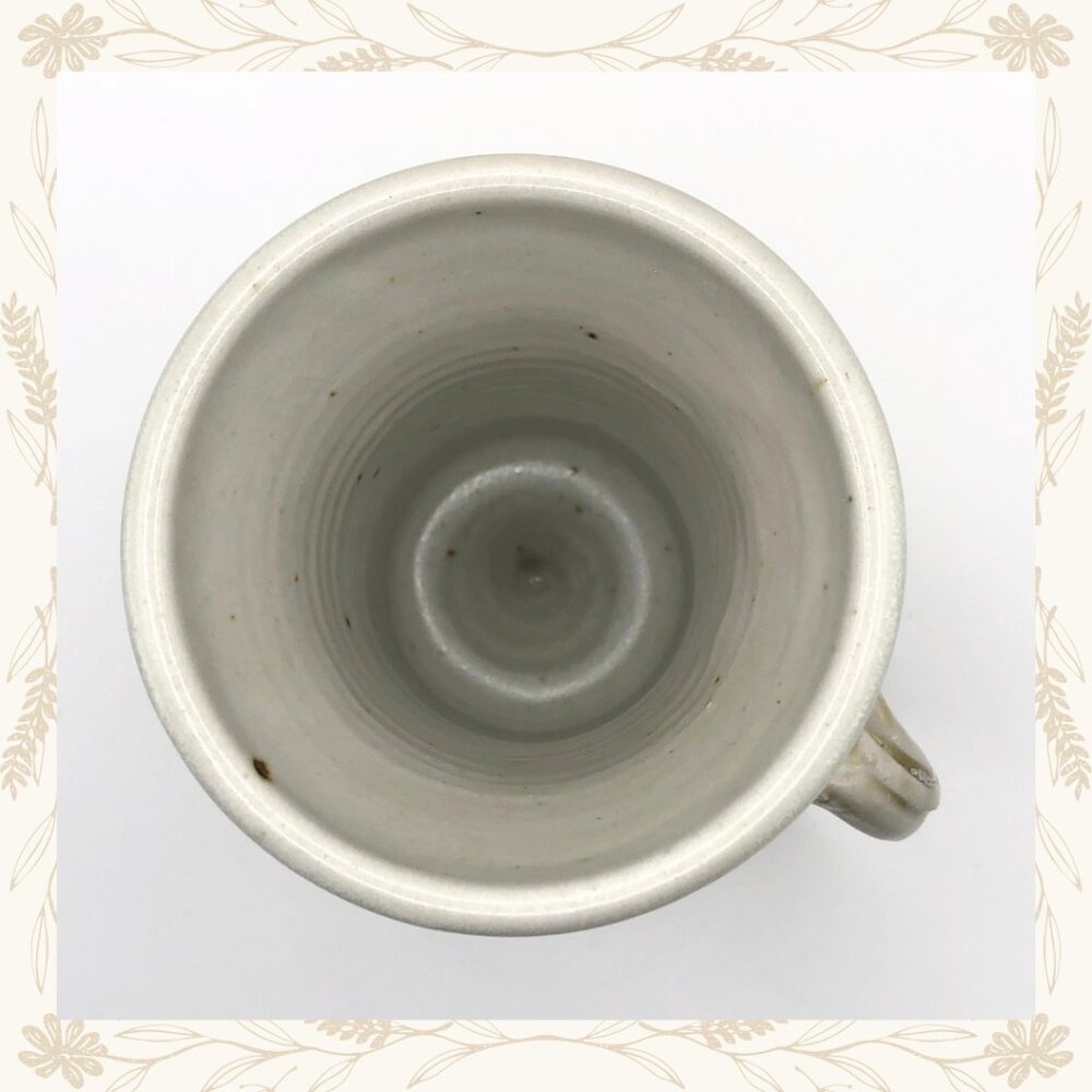 Signed Studio Pottery Mug – Primitive Earthy Design - Picture 5 of 7